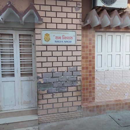Ram Nivas Home Stay Dwarka Eksteriør billede