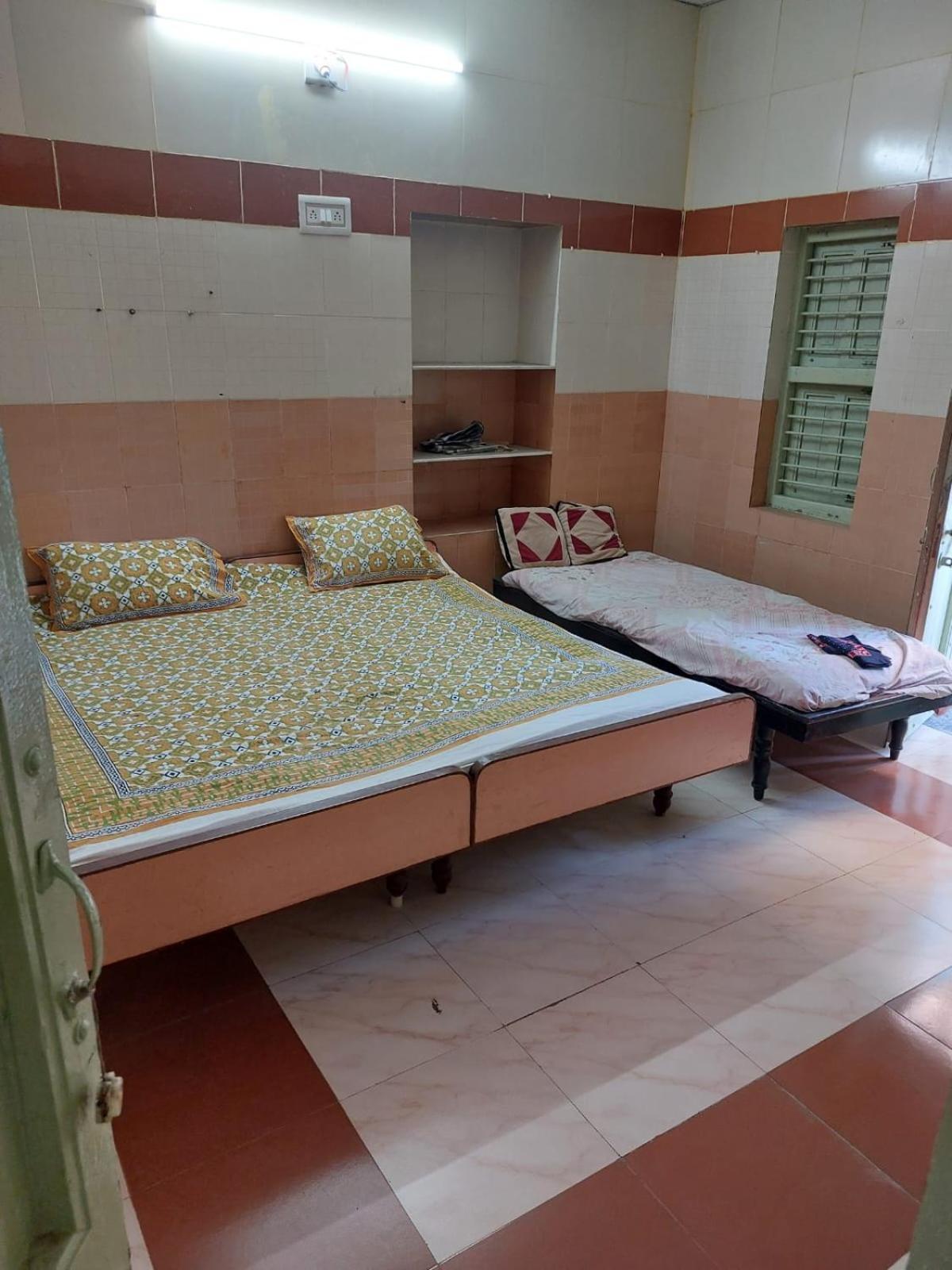 Ram Nivas Home Stay Dwarka Eksteriør billede